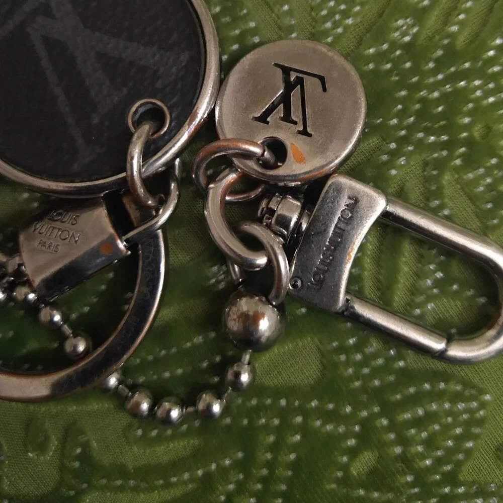 Louis Vuitton Monogram ID Porte Cles Chain Holder
